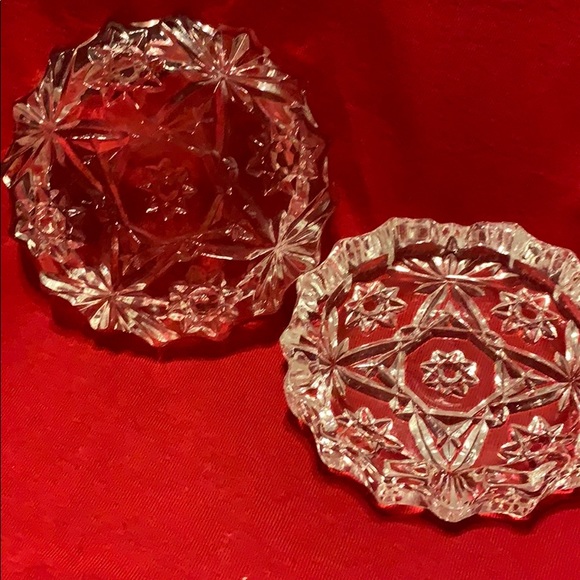 Vintage cut glass ashtray/candle holder - Picture 5 of 5